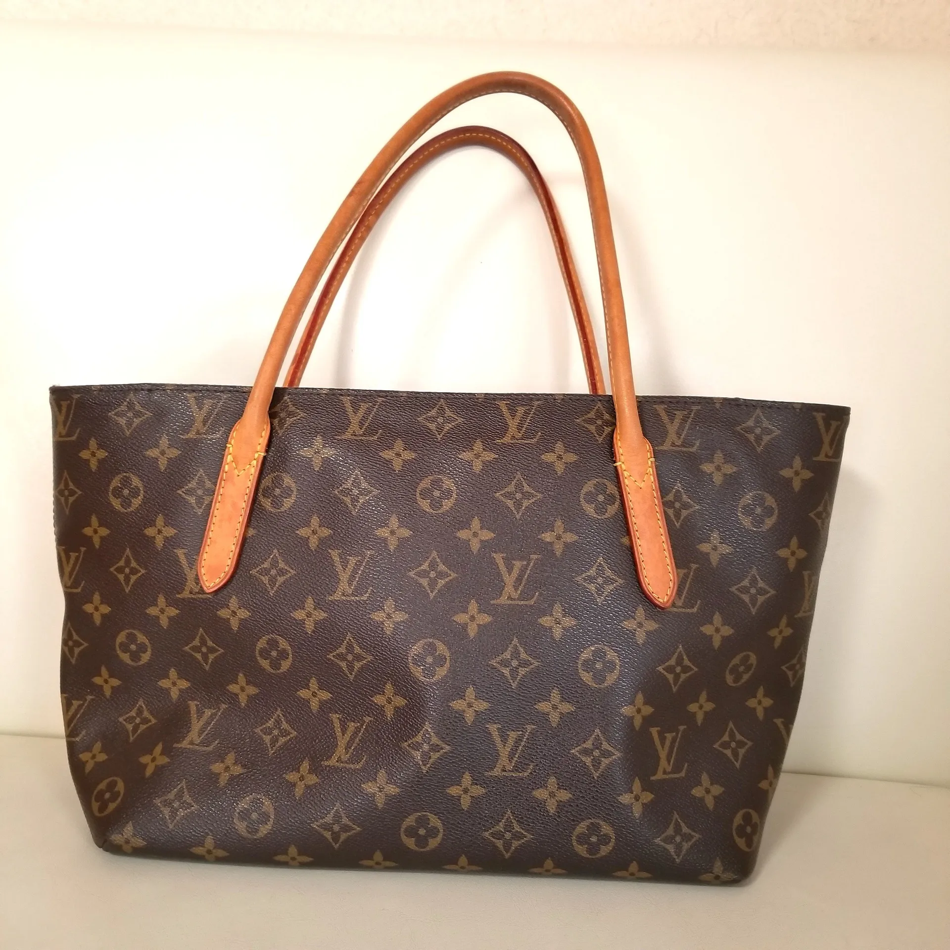 花巻市のお客様より、ルイヴィトン ラスパイユ PMモノグラム トートバッグを買取りさせていただきました。