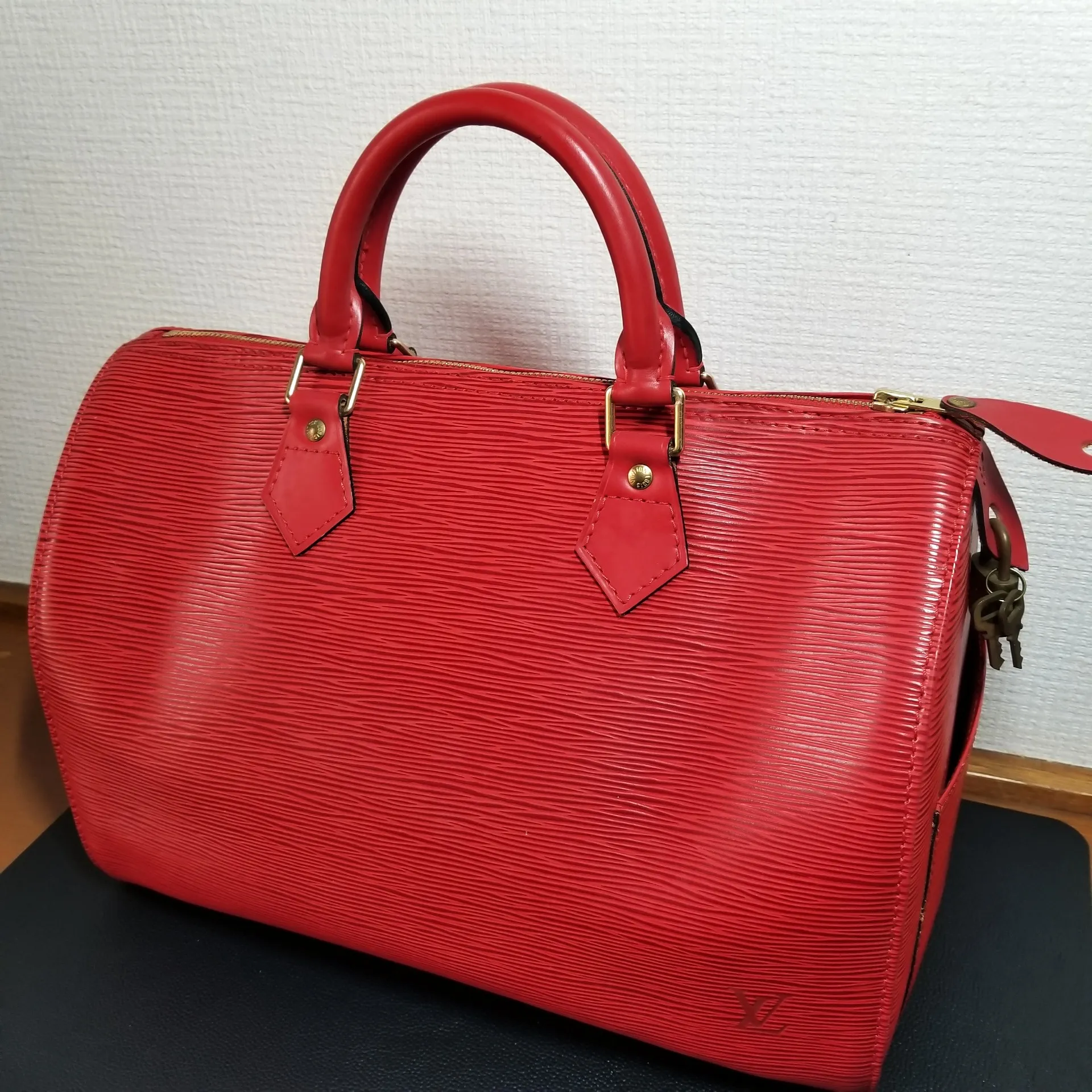 遠野市のお客様より ルイヴィトン エピ スピーディーを出張買取りさせていただきました。